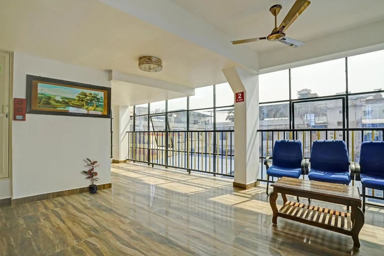 Hotel Signature Cochin Kochi 3*,