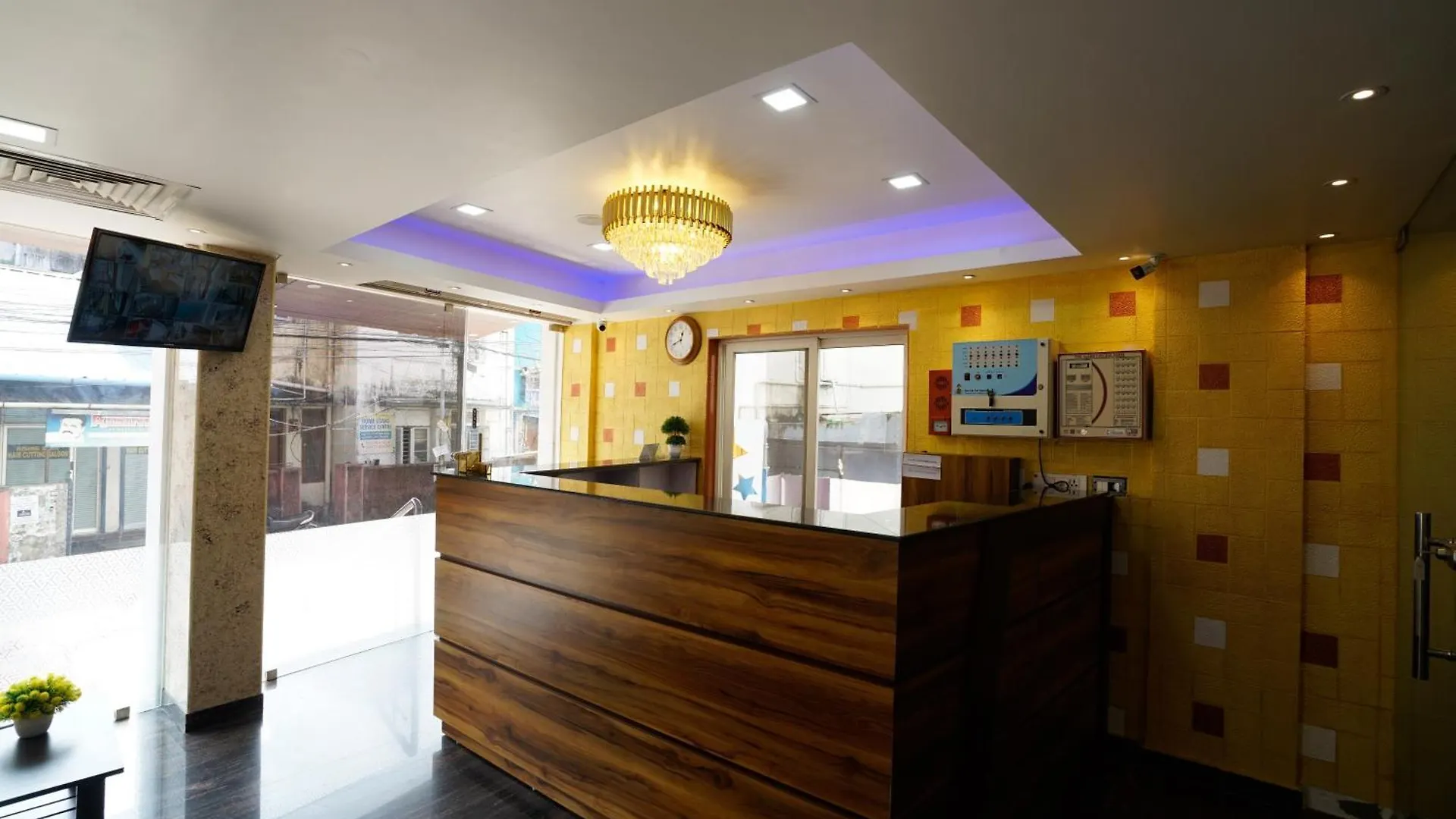Hotel Signature Cochin Kochi